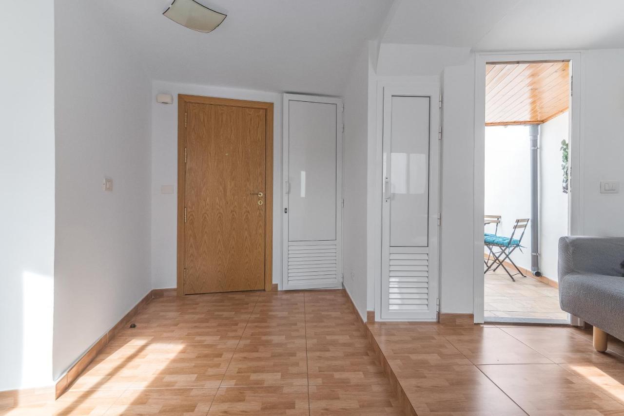 Apartment Home2book Charming Attic Center, Terrace